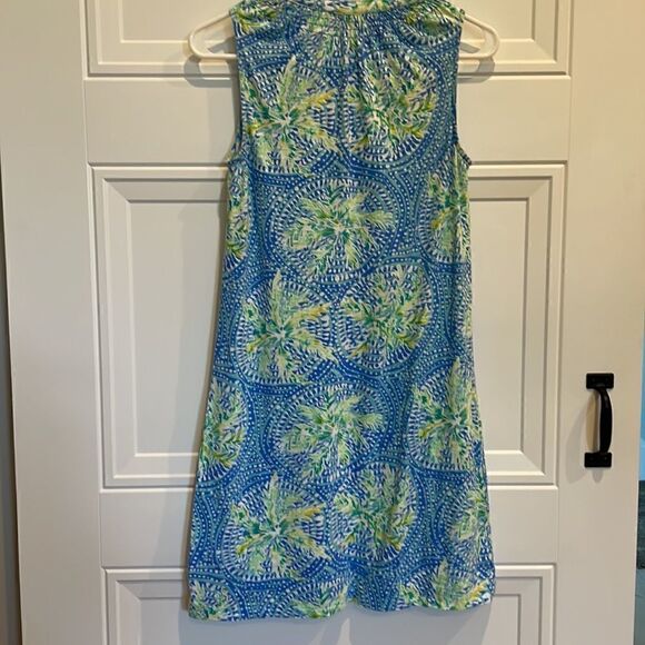Lilly Pulitzer V-neck Sleeveless Dress - Picture 4 of 6
